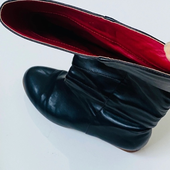 Colin Davis tall leather - Picture 4 of 4